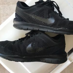 Black Nike Free 5.0